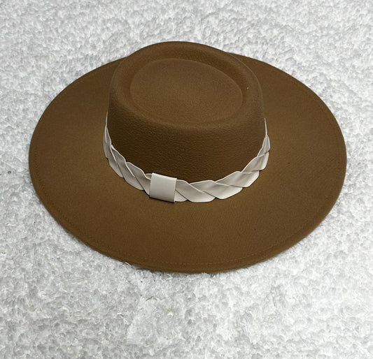 Classic Tan/Ivory Braided Hat